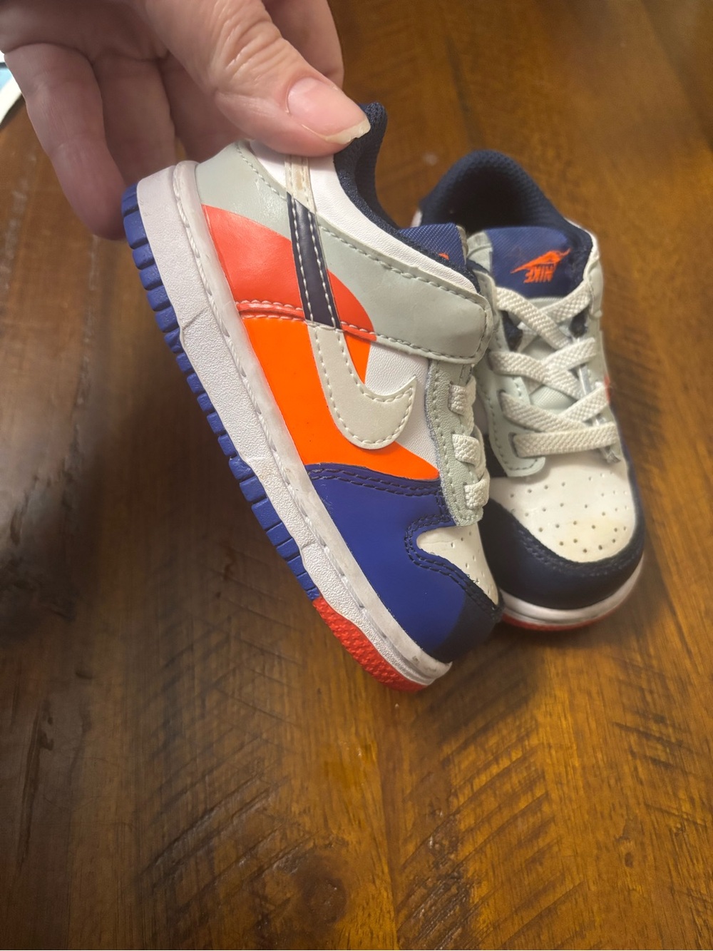 Nike Kids Sneakers in White, Orange & Blue